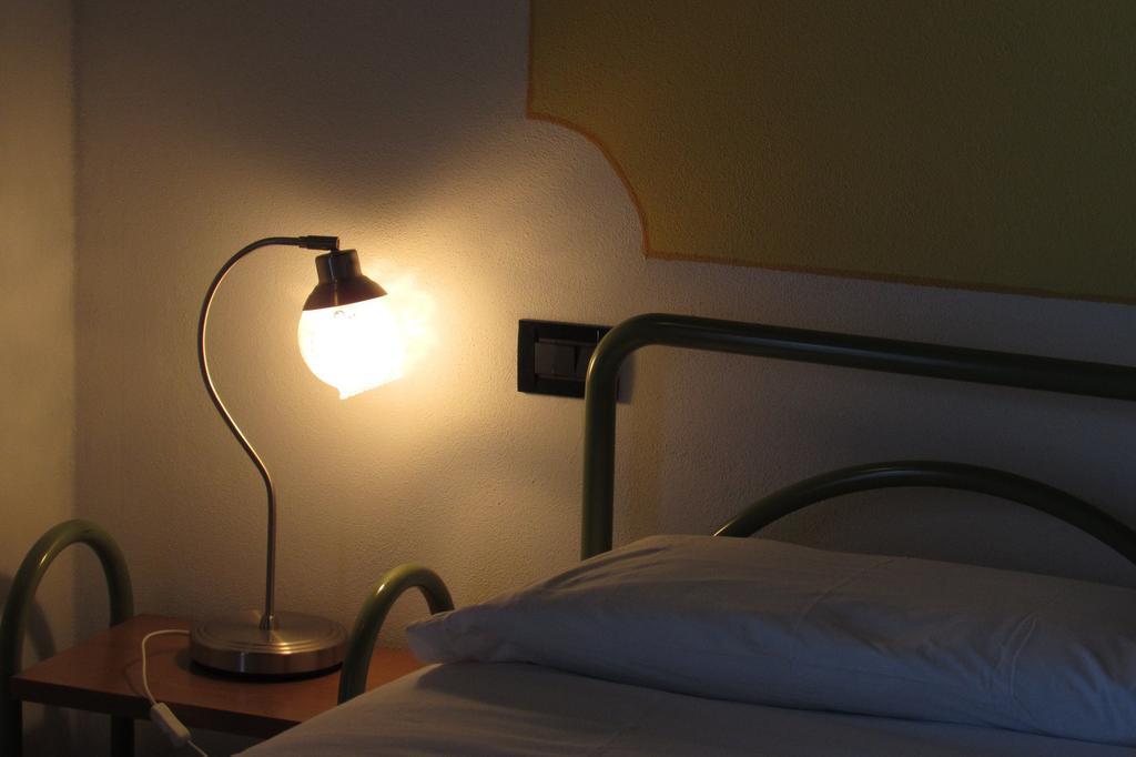 Corte Canale Virgilio Hotel Volta Mantovana Esterno foto